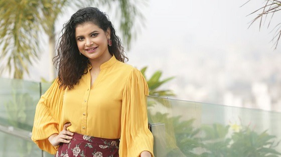 শবনম ফারিয়াকে আপত্তিকর মন্তব্য; শাস্তির সম্মুখীন যুবক