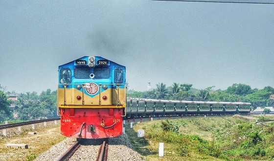 ইঞ্জিন সঙ্কটে ঈদে পূর্বাঞ্চলের রেলযাত্রা বিঘ্নিত হওয়ার শঙ্কা