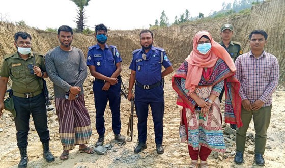 সাতকানিয়ায় মাটি কাটায় লাখ টাকা দণ্ড