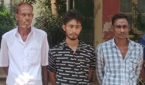 আশাশুনিতে মাদক ব্যবসায়ীসহ গ্রেফতার ৩