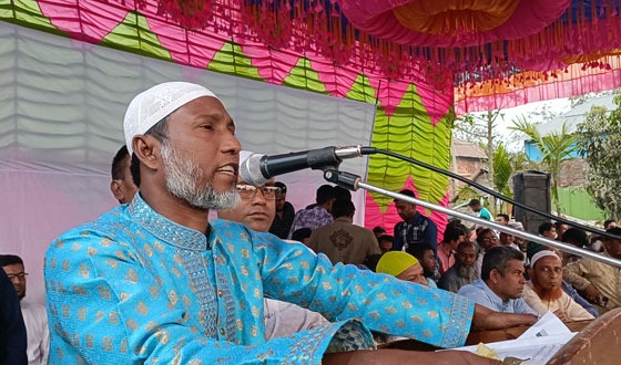 ক্ষেতলালে রাজনৈতিক ও বিশিষ্ট ব্যক্তিদের সম্মানার্থে ইফতারও দোয়া মাহফিল