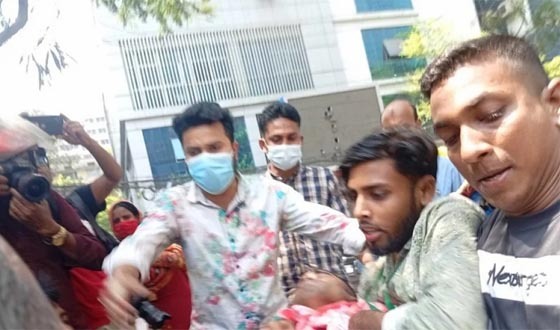 সচিবালয় অভিমুখে শ্রমিকদের মিছিল, পুলিশের সঙ্গে সংঘর্ষ