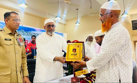 চিরিরবন্দরে কৃতি খেলোয়াড়গণের সংবর্ধনা প্রদান