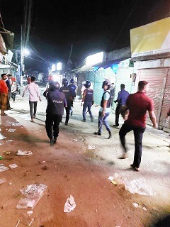 বাজিতপুর বাজারে তুচ্ছ ঘটনা নিয়ে সংঘর্ষ