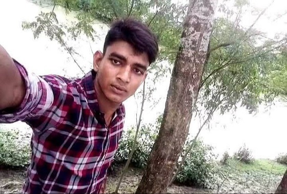 শার্শায় সড়কের পাশে পড়েছিল রক্তাক্ত মরদেহ, পাশে মোটরসাইকেল