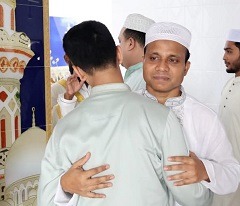 চাঁদপুর জেলা পুলিশ সুপারের ঈদ শুভেচ্ছা বিনিময়