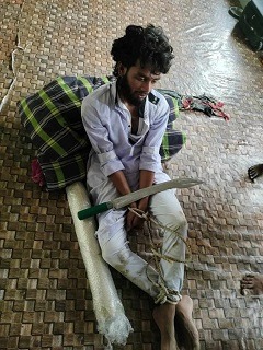 তালতলীতে ঈদের নামাজে ইমামকে হত্যা চেষ্টা, ছুরি সহ যুবক আটক