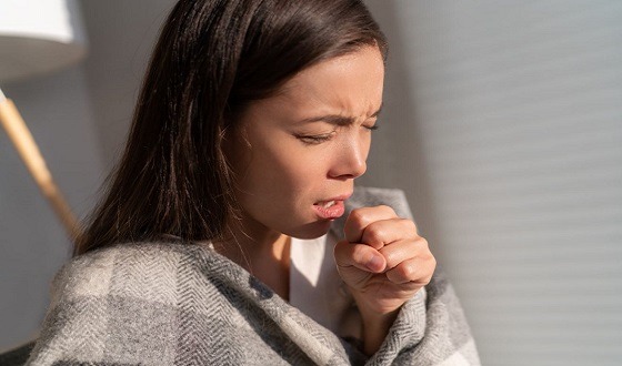 খুসখুসে কাশি নিয়ে চিকিৎসকদের পরামর্শ