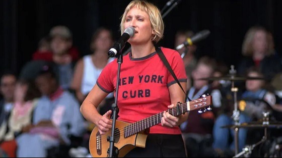 পুড়ে মারা গেলেন সংগীতশিল্পী জিল সোবুল