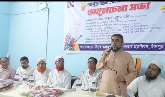 রক্ত দিয়ে কিভাবে দাবি আদায় করতে হয় শ্রমিকরা আমাদেরকে শিখিয়ে গেছে