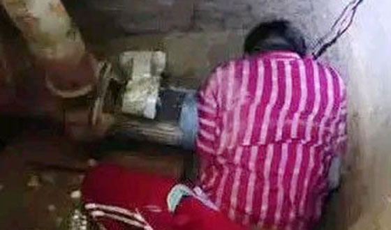 পীরগঞ্জে বৈদ্যুতিক তারে স্পৃষ্টে হয়ে যুবকের মৃত্য