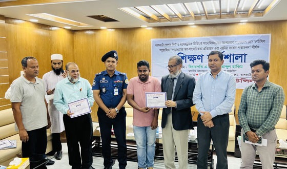 অপ-সাংবাদিকতা গণমাধ্যমের বিশ্বাসযোগ্যতা নস্ট করে