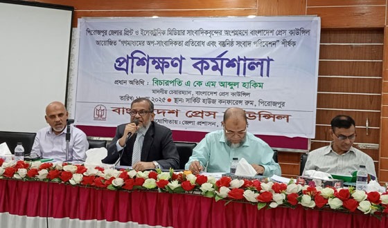 দলীয় রাজনীতিকে পেশার সাথে জড়ালে ভালো কিছু করা সম্ভব নয়