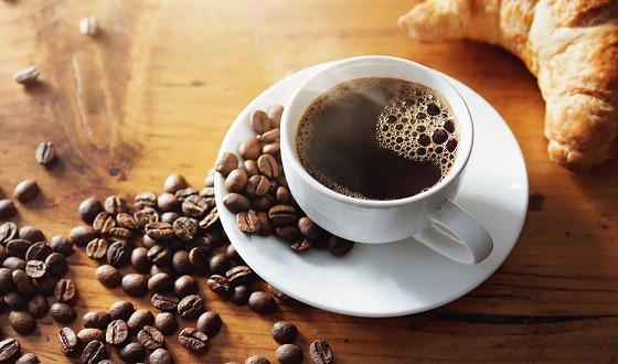 কফি পান করার আগে জেনে নিন উপকারিতা-অপকারিতা