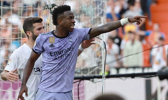 ভিনিসিয়ুসের ডকুমেন্টারির বিরুদ্ধে আইনি পদক্ষেপের হুমকি