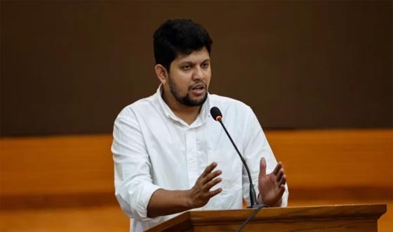 সরকারে একদিন থাকলেও সম্মান দেখাব অভ্যুত্থানের শক্তিকে: মাহফুজ