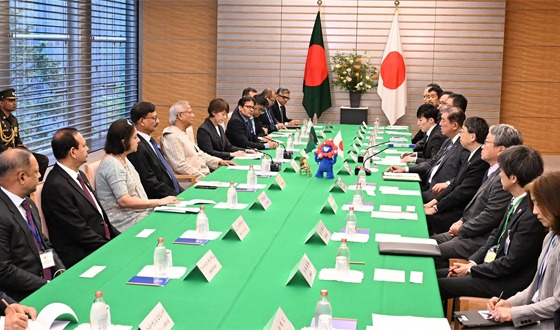 প্রধান উপদেষ্টার সঙ্গে জাপানের প্রধানমন্ত্রীর বৈঠক