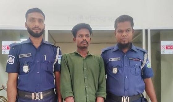 নালিতাবাড়ীতে ইয়াবাসহ কারবারি গ্রেপ্তার