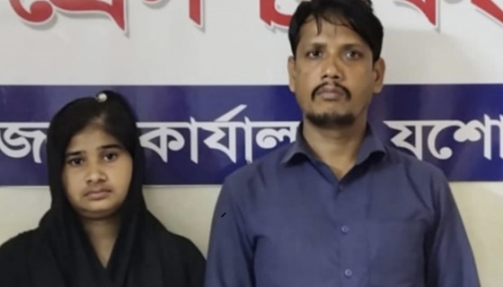 ঝিকরগাছায় ৫ হাজার ইয়াবাসহ দম্পতি আটক