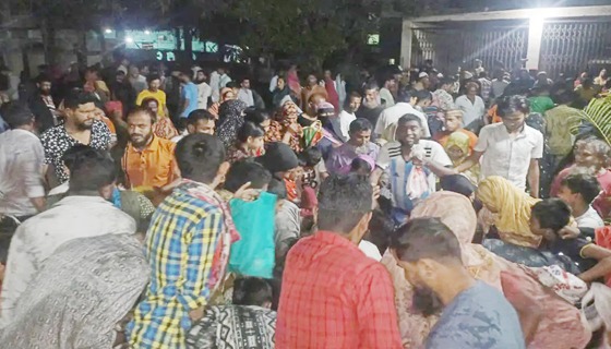 মধ্যরাতে বরিশালে জব্দকৃত জাটকা হরিলুট