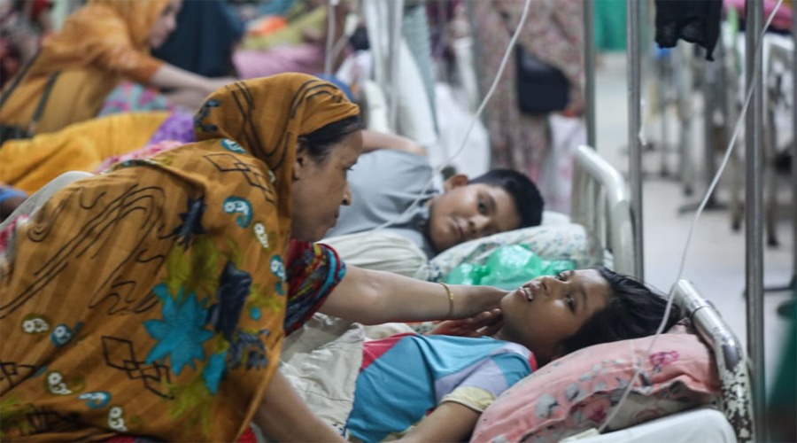 ডেঙ্গুতে আরও ৫ জনের মৃত্যু, হাসপাতালে অনেকে