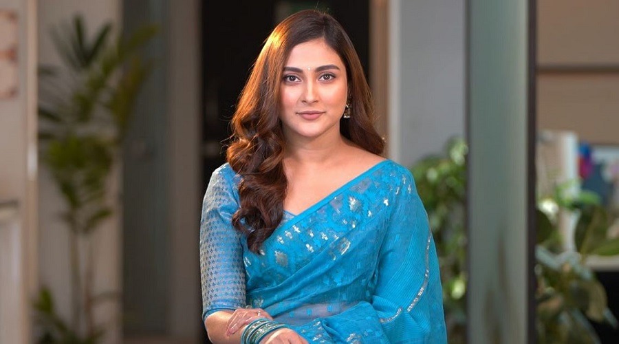 মেহজাবীনের বিরুদ্ধে গ্রেপ্তারি পরোয়ানা