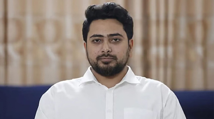 ১ মাসের মধ্যে হাসিনাকে দেশে এনে রায় কার্যকরের দাবি নাহিদের