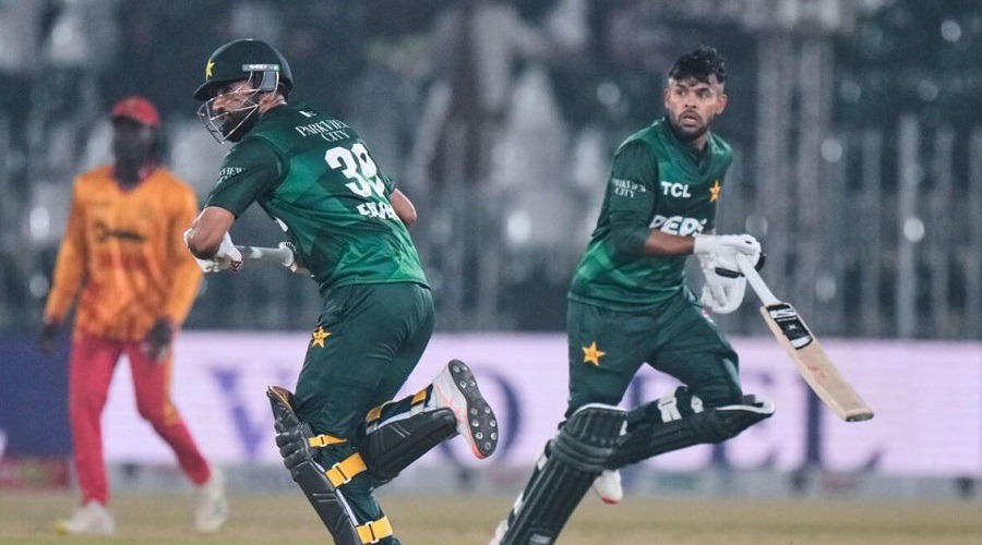 ঘাম ঝরিয়ে জিম্বাবুয়ের সাথে জয় পেলো পাকিস্তান