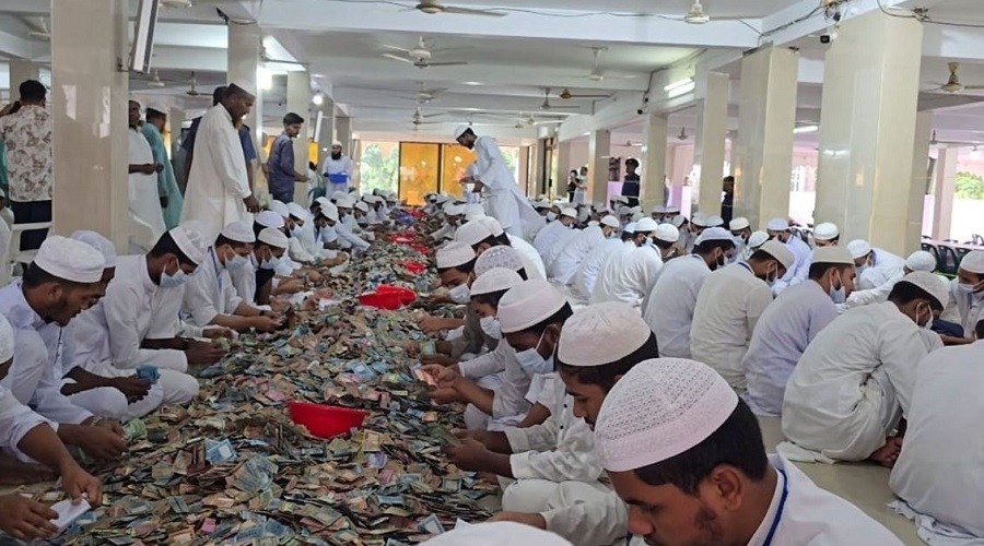 মসজিদের ফান্ডের টাকা ব্যয়ের সঠিক নিয়ম কি?