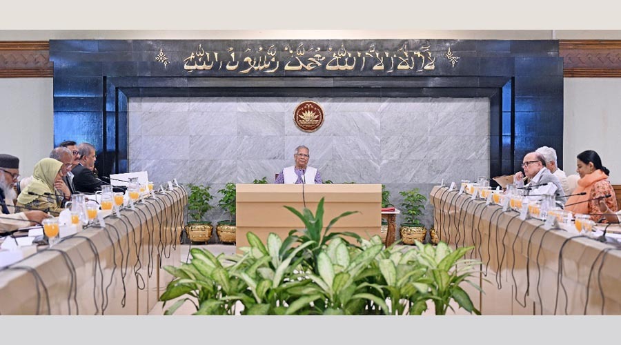 উপদেষ্টা পরিষদের বিশেষ সভায় খালেদা জিয়ার সুস্থতা কামনায় দোয়া