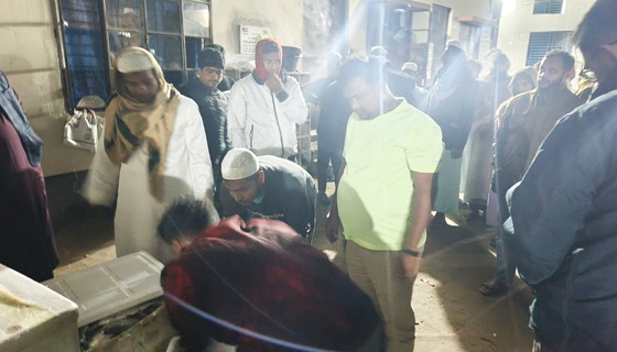 বাবুগঞ্জে ৮০০ কেজি জাটকা ইলিশ জব্দ