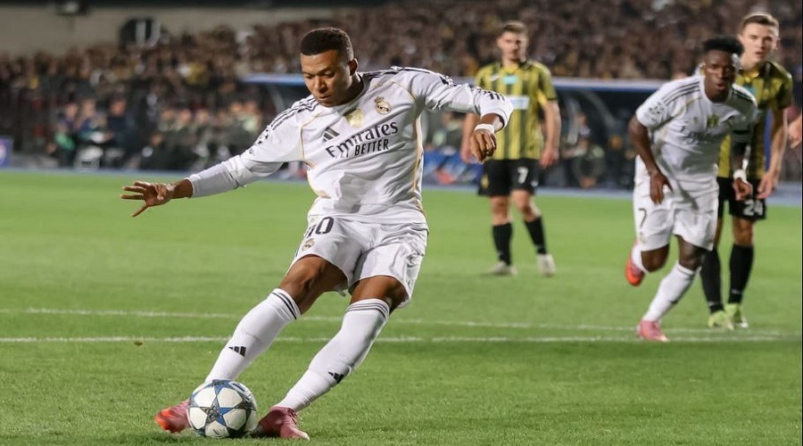 নবাগত কাইরাতকে গোলবন্যায় ভাসালো রিয়াল