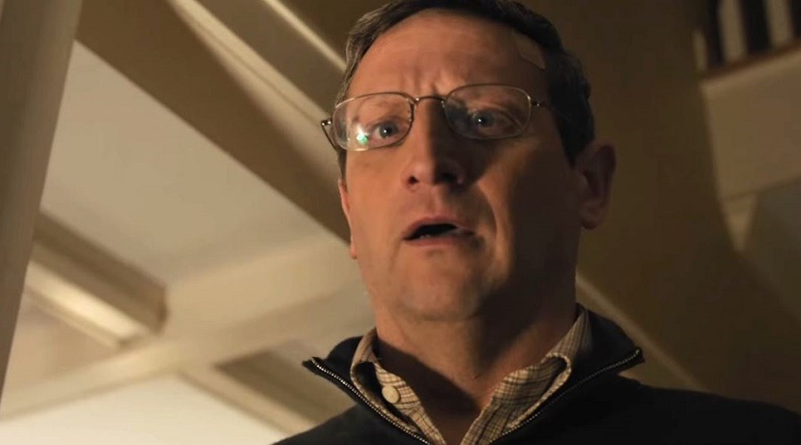 নতুন সিরিজে নিয়ে আসছেন টিম রবিনসন