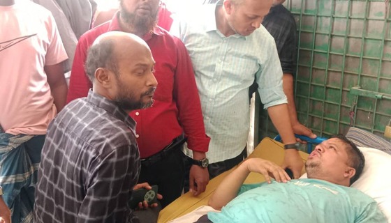 চাঁদপুরের  হাজীগঞ্জে বিএনপি ও জামায়াতে রক্তক্ষয়ী সংঘর্ষে আহত ৪০