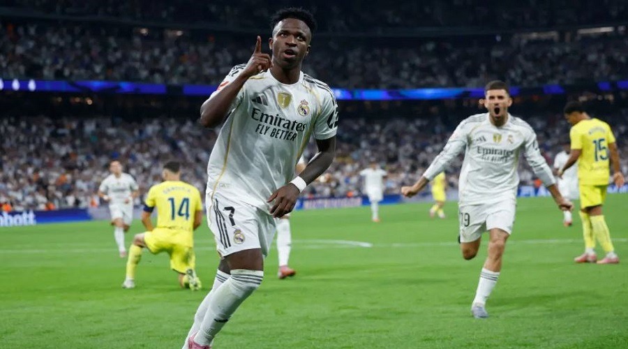 ভিনির জোড়া গোলে ভিয়ারিয়ালের বিপক্ষে জয় পেলো রিয়াল