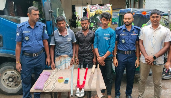 লালমনিরহাটে ৩ ডাকাত গ্রেফতার