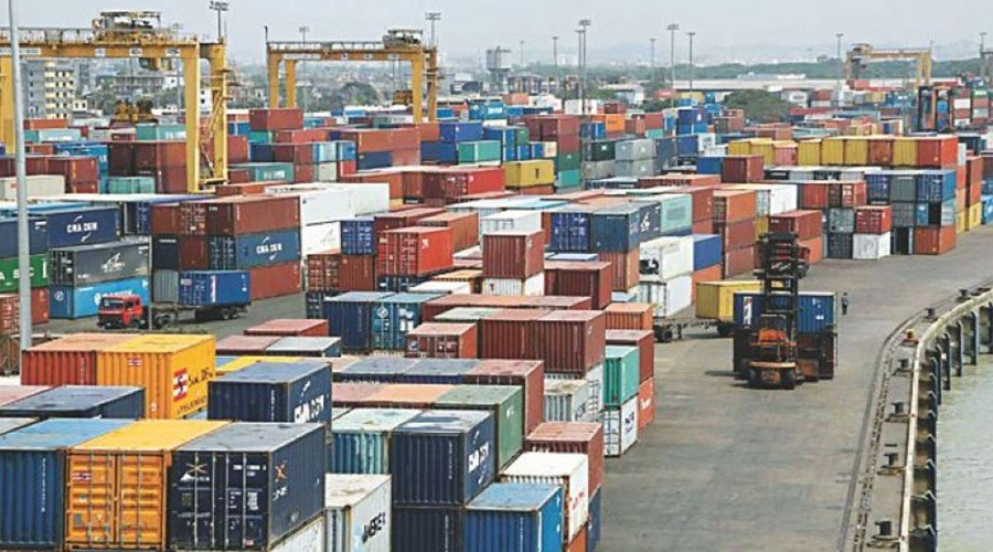 স্থায়ী সমস্যা হয়ে দেখা দিচ্ছে চট্টগ্রাম বন্দরের কনটেইনার জট