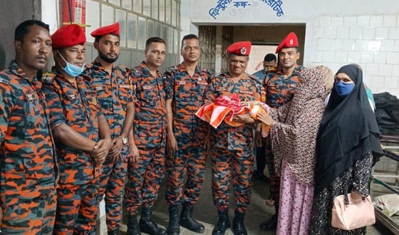 মৃত্যুর ১১ দিন পর ছেলে সন্তানের বাবা হলেন ফায়ার ফাইটার নুরুল হুদা