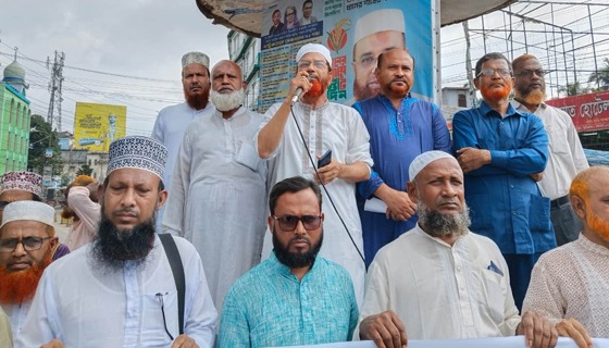 বিভিন্ন দাবিতে কুড়িগ্রামে বাংলাদেশ আদর্শ শিক্ষক ফেডারেশনের বিক্ষোভ