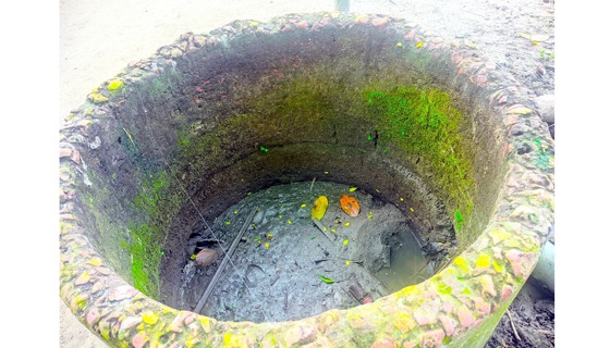আধুনিকতার ঢেউয়ে দিনাজপুরে হারিয়ে যাচ্ছে কুয়া