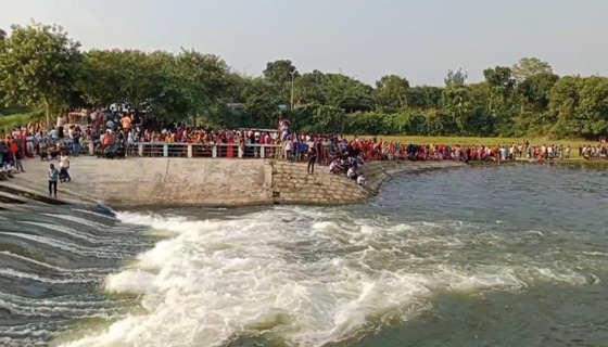 মেহেরপুরে ভৈরব নদের গোসল করতে নেমে ২ শিক্ষার্থী নিখোঁজ