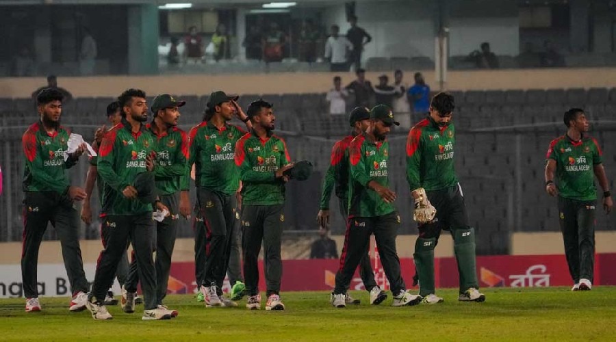 সুপার ওভারে হারল বাংলাদেশ