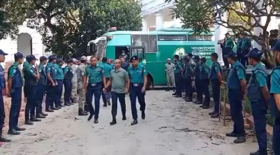 ১৫ সেনা কর্মকর্তাকে কারাগারে পাঠানোর নির্দেশ ট্রাইব্যুনালের