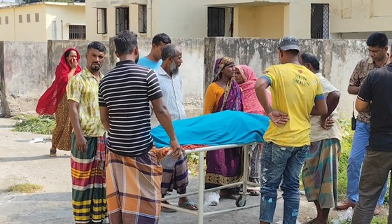 মেহেরপুরে ট্রাকের ধাক্কায় নারী নিহত