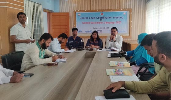 দৌলতখানে টাইফয়েড টিকা ক্যাম্পেইন ২০২৫