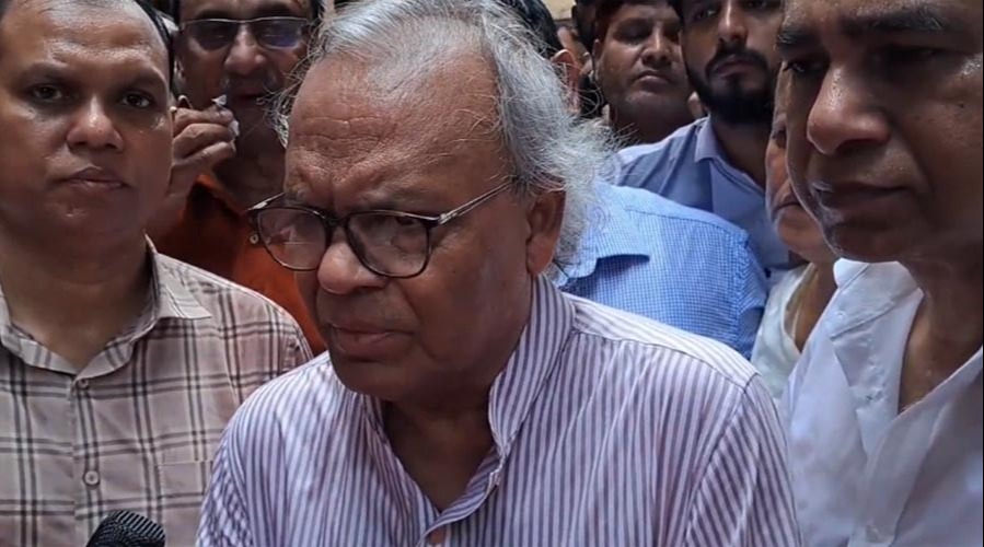 প্রশাসনে থাকা লোকরাই হাসিনার ষড়যন্ত্র বাস্তবায়ন করছে: রিজভী