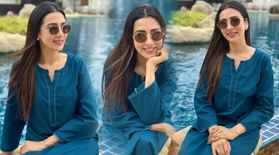 হাস্যোজ্জ্বল ছবিতে নজর কাড়লেন মিম