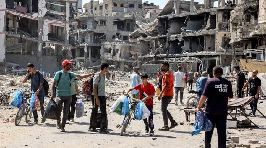 আকাশ থেকে লিফলেট দিয়ে গাজা নগরী ছাড়ার নির্দেশ: ফিলিস্তিনিদের মধ্যে আতঙ্ক