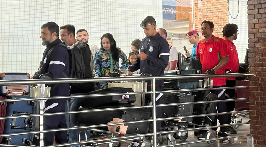 অবশেষে নেপাল থেকে দেশে ফিরছেন বাংলাদেশ ফুটবল দল