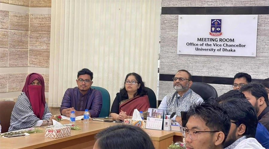 ডাকসুর প্রথম সভায় সিনেট সদস্য নির্ধারণ, নতুন নেতৃত্বের আনুষ্ঠানিক কার্যক্রম শুরু